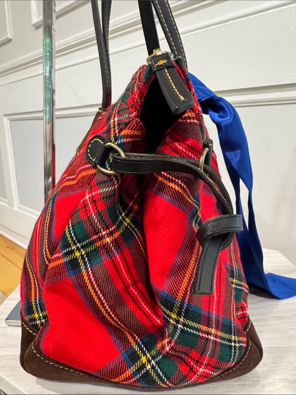 Dooney & Bourke Bag Red Tartan Plaid Holiday Tote - Picture 8 of 17